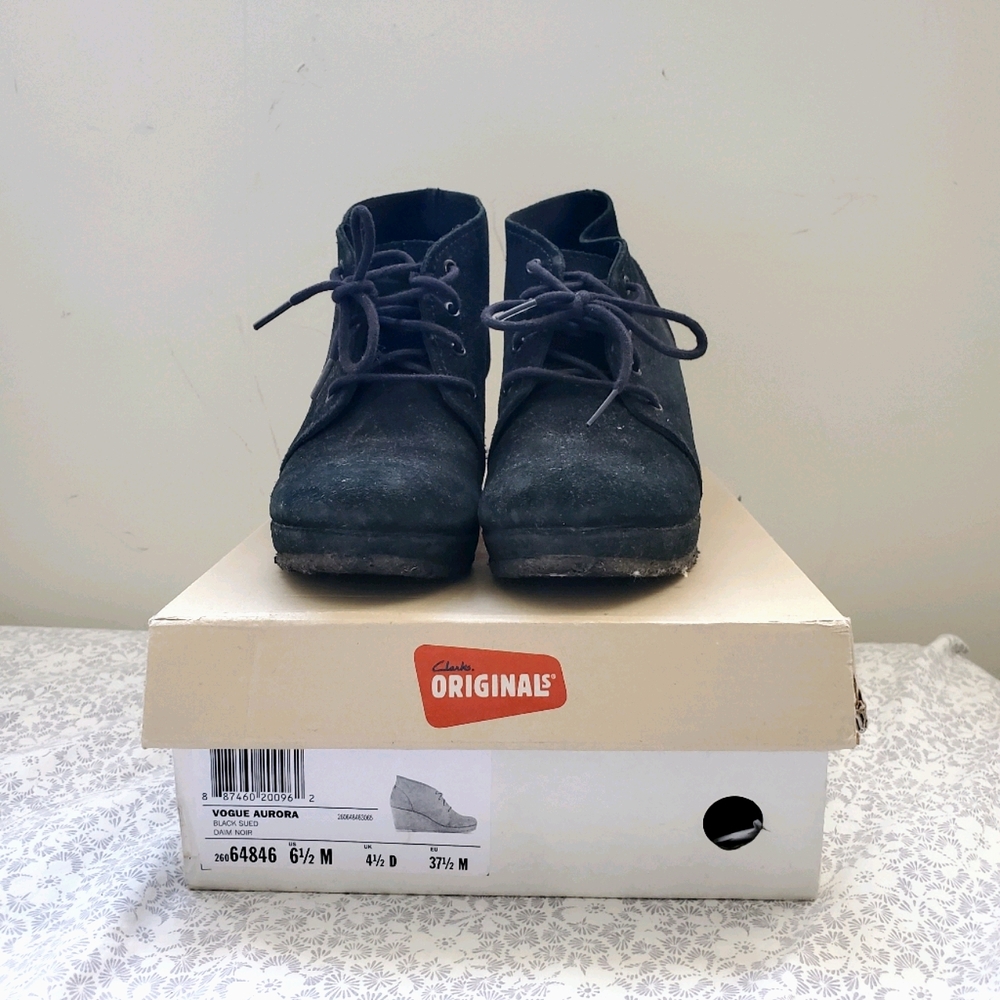 Clarks Vouge Aurora Black Suede Booties